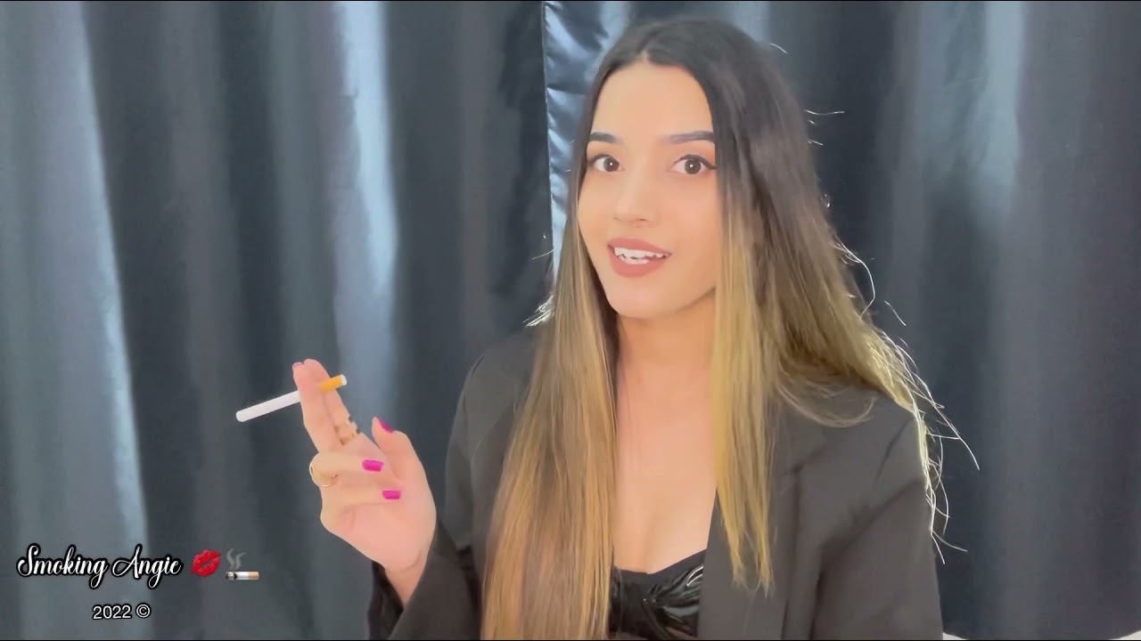 Angie Smoking Gallery