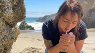 A sweet Cigarette at the beach