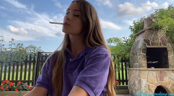 Anna Smoking Fetish #11 (Anna Zapala)