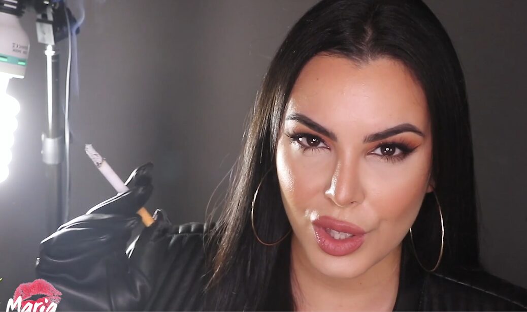 Black Leather Smoking – Sweet Maria