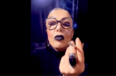 Chain Smoking Of Two Newport, Deep Inhales – Lady Smoker Queen