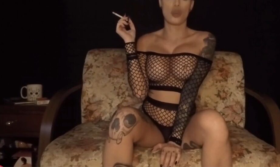 CrisBathory Smoky Masturbation Solo