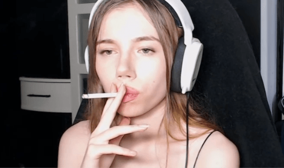 Esnazz Turkish Addicted 18yo streamer- 2