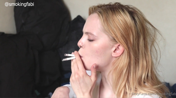 Fabi Sexy Smoking 2