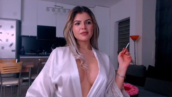 Giulyalust Big Tits Smoking Fetish
