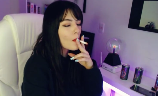 Hathorwarri0r Smoking Camgirl #3