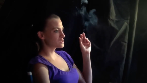 ”JEN” Talking About Her Addiction to cigarettes