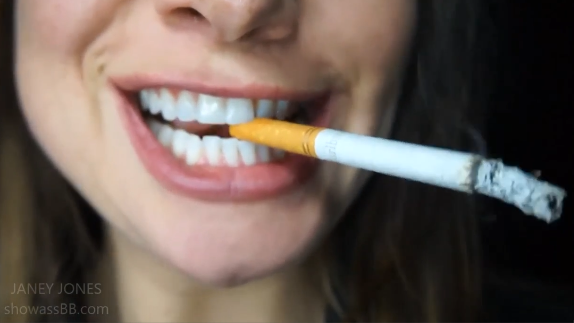 Janey Jones Super Close Upp