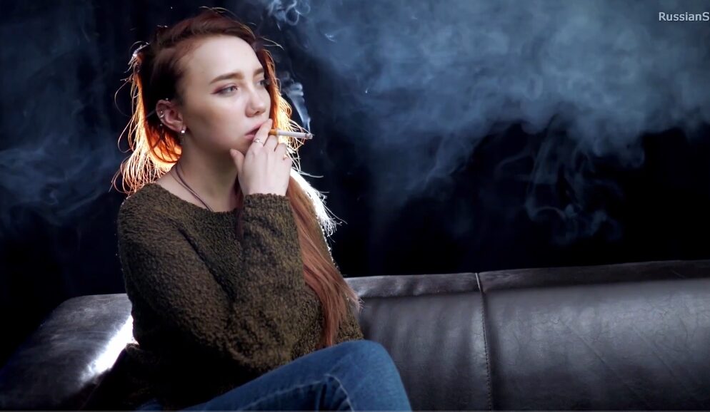 Julia Teen RussiaSmokers