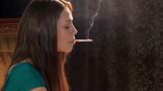 Kaitlynn – The Interview about Smoking #4 (Specialized Video)