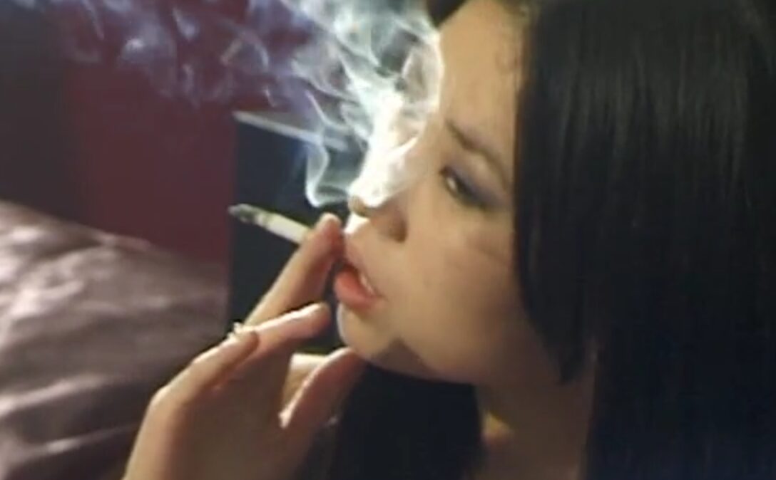 Katie Deep Lungs Drags