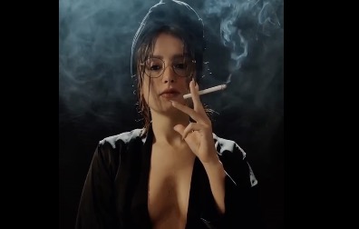 Kazy_asmr Nude Smoking after shower