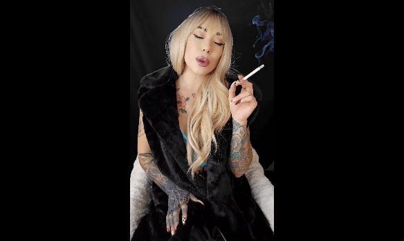 Kinkerbell23 – Smoking Pleasure OF #22