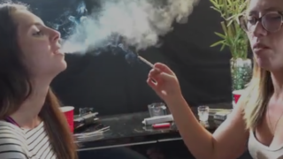 Mother and Daughter Smoke kisses – QuebecSmoking