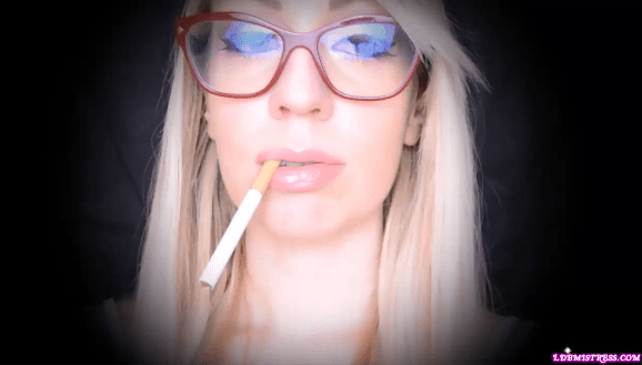 LDB Mistress – Blonde Smoking Princess