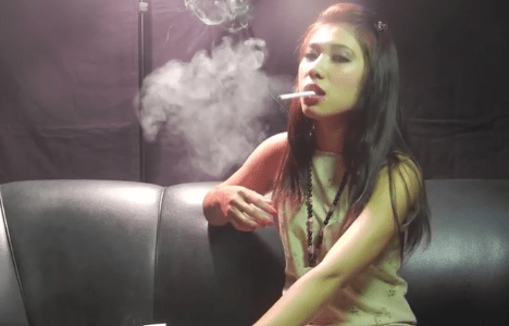 Lizzies decision – Smoking Kitten