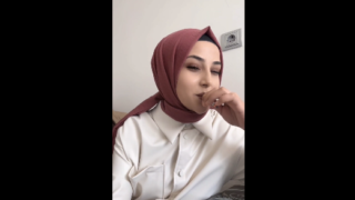 Muslim pretty beautiful turkish smoker girl smoking