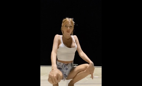 Nitnee Sexy Slutty Smoker #2