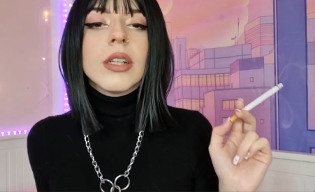 Italian Mommy Smokes Cigarettes and Fucks YOUR Cock – PuppyGirlfriend