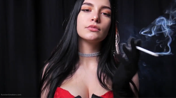 RussianSmokers – Nlack Hair Smoke