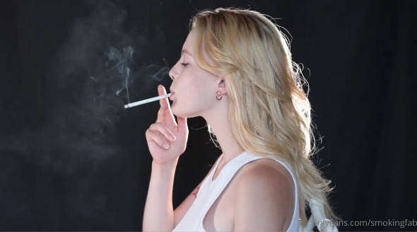 Side profile smoking – SmokingFabi
