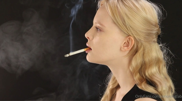 Side profile smoking view – Smoking Fabi