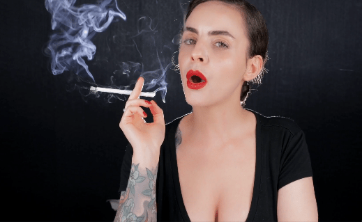 Smoke with me – Dani Lynn