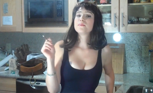 Smoking San Francisco Girls – Bree – Dancing