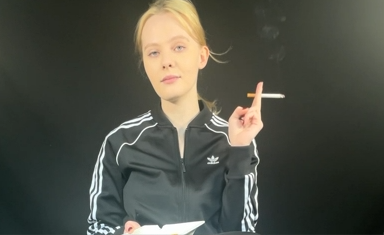 Smoking in my sportswear – Smoking Fabi