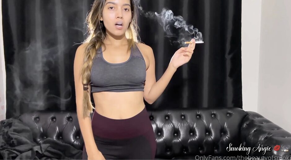 Smoking in workout clothes – Angie