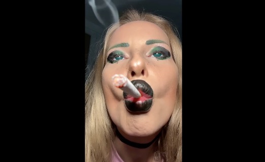 SmokingQueenAlina Onlyfans Compilation