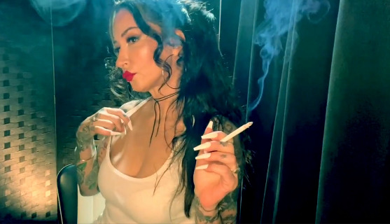 Trying a long Misty 120s menthol – ASMR