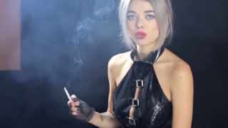 Andrea – Nicotine Ladies