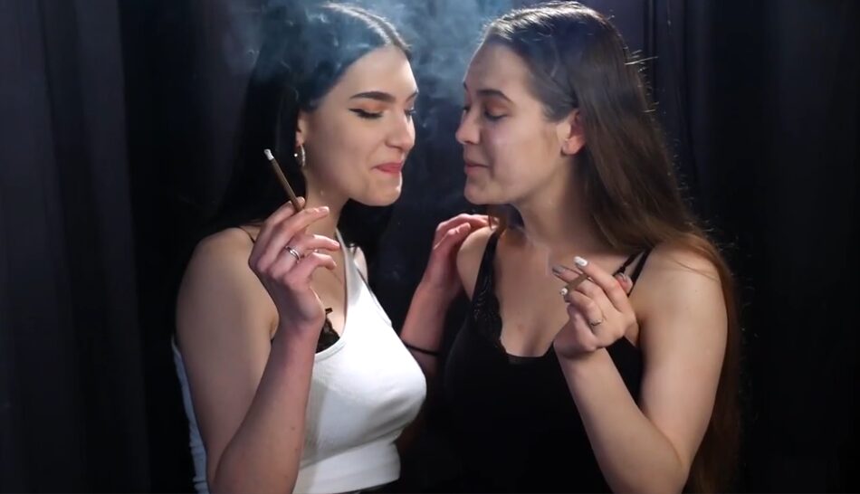 Lera and Ksenia – Russiansmokers