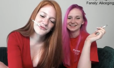 Lesbians smoking on cam