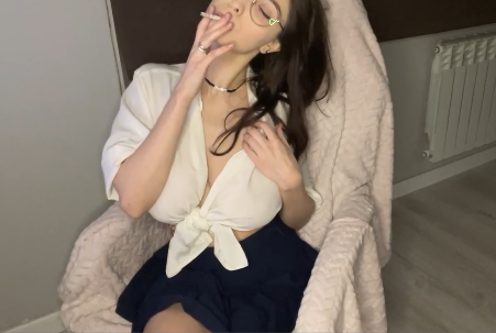 Lily Fox Solo Smoking