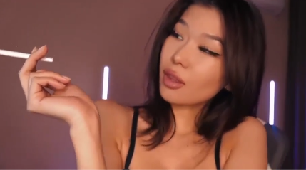 Lindamei Clip 14 smoking asian