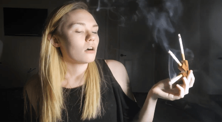 Lost clip of Kayley smoking 3 at once (Multiples Smoking Fetish)
