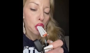 Smoking 7 Cigarettes at once – smokingquuenalina